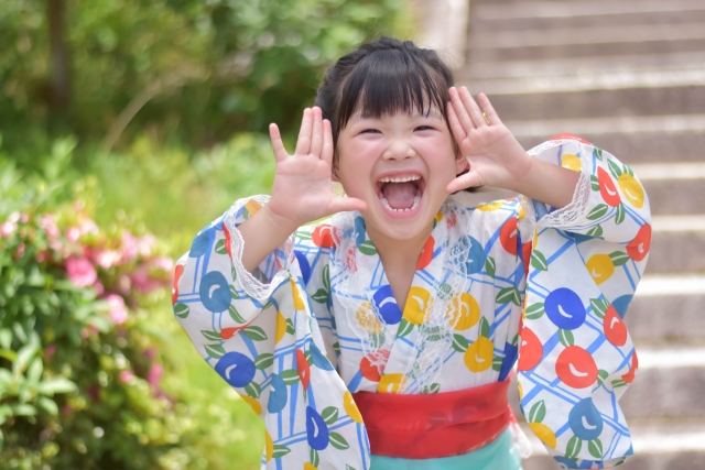 21夏 子どもとの夏休みを写真で満喫 親子で挑戦する花火文字の撮り方 21夏 子どもとの夏休みを写真で満喫 親子で挑戦する花火文字の撮り方